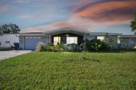 2617 Society Dr, Holiday, FL 34691