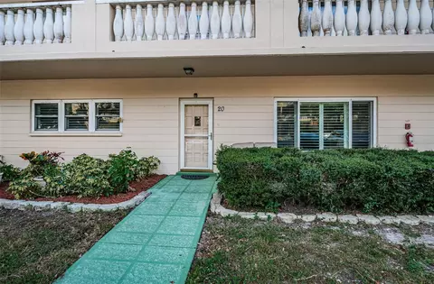 2170 Americus Blvd N #20, Clearwater, FL 33763