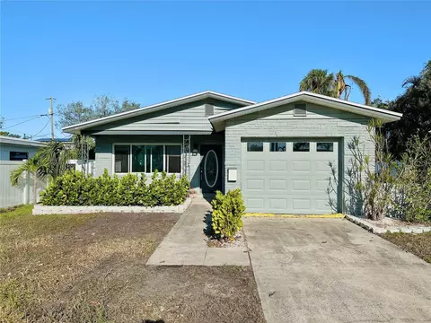 3634 Bayshore Blvd NE, Saint Petersburg, FL 33703