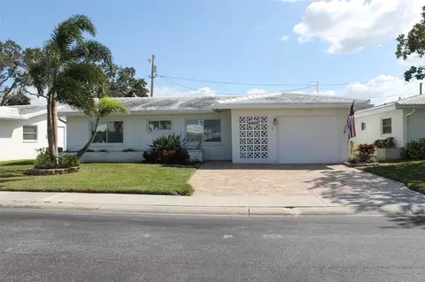 4460 95th Ave N #1, Pinellas Park, FL 33782