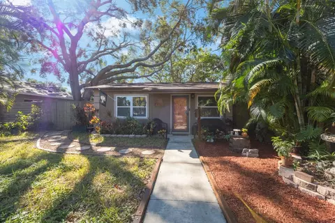 3026 Dartmouth Ave N, Saint Petersburg, FL 33713