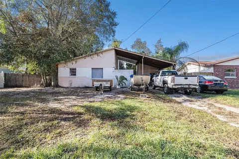 10704 Drummond Rd, Tampa, FL 33615