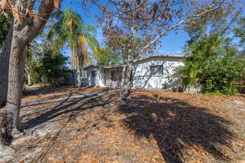839 39th Ave NE, Saint Petersburg, FL 33703