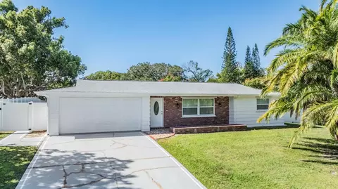 6385 Conniewood Sq, New Port Richey, FL 34653
