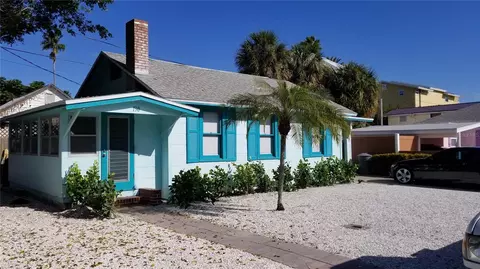 130 E Bay Dr, Treasure Island, FL 33706