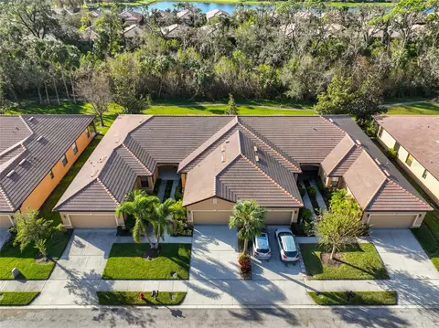 322 Seneca Falls Dr, Apollo Beach, FL 33572