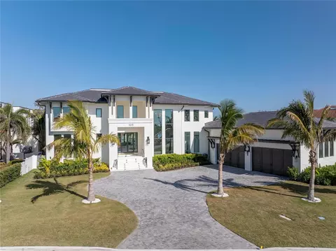 105 Cordova Blvd NE, Saint Petersburg, FL 33704