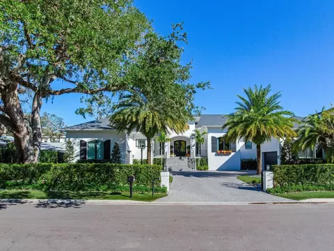4817 W Sunset Blvd, Tampa, FL 33629