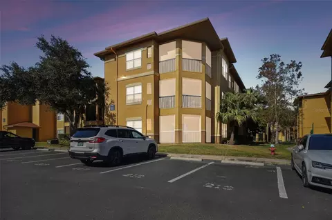 4309 Bayside Village Dr #101, Tampa, FL 33615