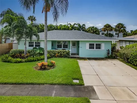 59 Kipling Plz, Clearwater Beach, FL 33767