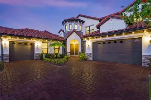 8414 Dunham Station Dr, Tampa, FL 33647