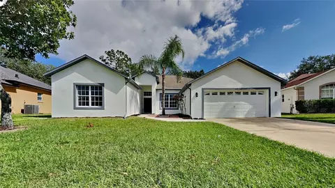 428 Tamarind Parke Ln, Kissimmee, FL 34758