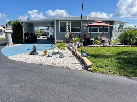 7165 Mount Georgetown Dr NE #571, Saint Petersburg, FL 33702