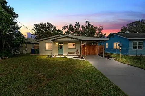 1236 6th St NE, Winter Haven, FL 33881