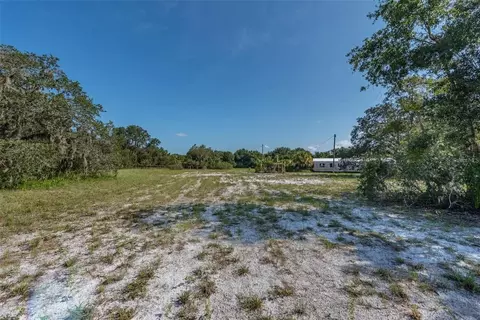 12154 Bullfrog Creek Rd, Gibsonton, FL 33534