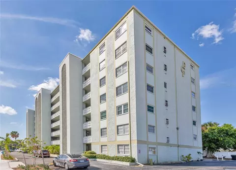 7321 Central Ave #301, Saint Petersburg, FL 33710