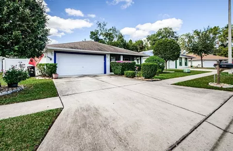 15341 Callista Ln, Dade City, FL 33523