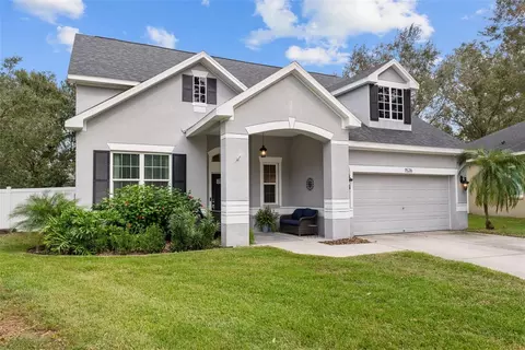 1526 Rolling Meadow Dr, Valrico, FL 33594