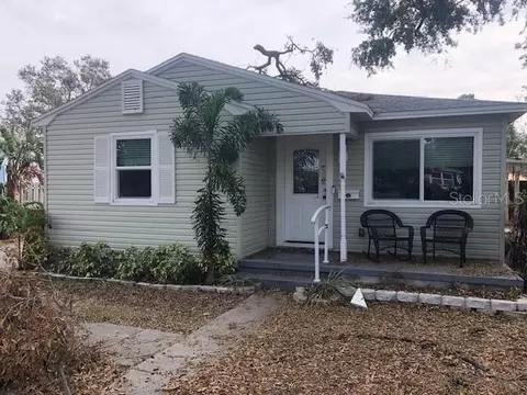 746 60th Ave NE, Saint Petersburg, FL 33703