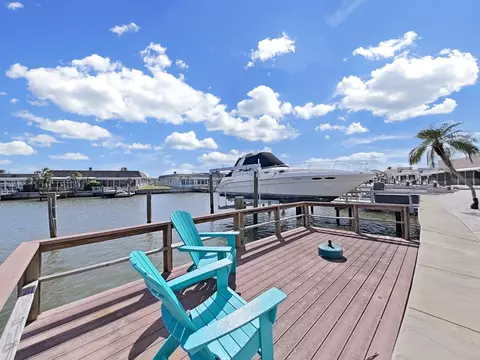 372 Boca Ciega Point Blvd N #372, Saint Petersburg, FL 33708