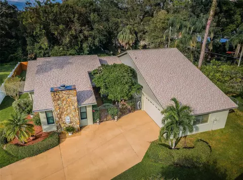 2025 Macarthur Ct, Dunedin, FL 34698