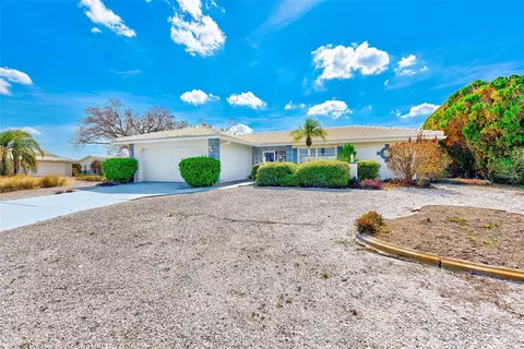 43 Windsor Dr, Englewood, FL 34223