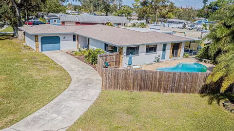 8495 Gerbera Ave, Seminole, FL 33777