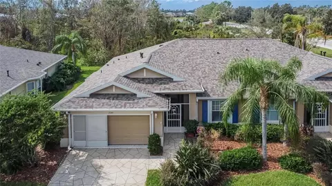 2140 Grantham Greens Dr #2, Sun City Center, FL 33573
