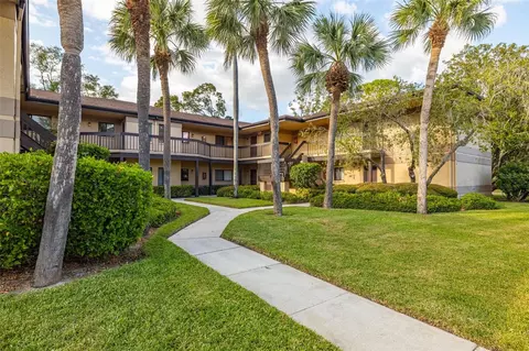 2691 Sabal Springs Cir #105, Clearwater, FL 33761