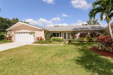 2660 Countryclub Dr, Clearwater, FL 33761
