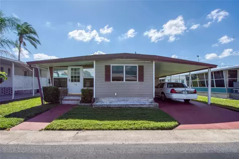 1500 County Road 1 #116, Dunedin, FL 34698
