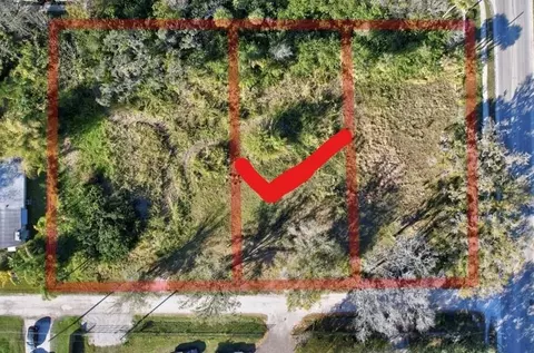 2619 16th Avenue Dr E, Bradenton, FL 34208