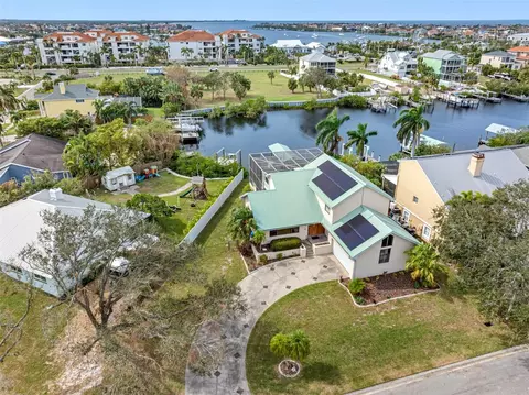 1104 Kingfish Pl, Apollo Beach, FL 33572