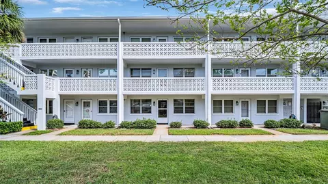7801 11th St N #103, Saint Petersburg, FL 33702