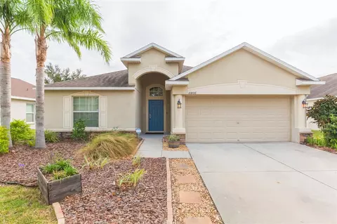 10806 Standing Stone Dr, Wimauma, FL 33598