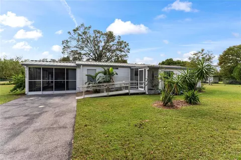 33620 Isabelle Dr, Wesley Chapel, FL 33543