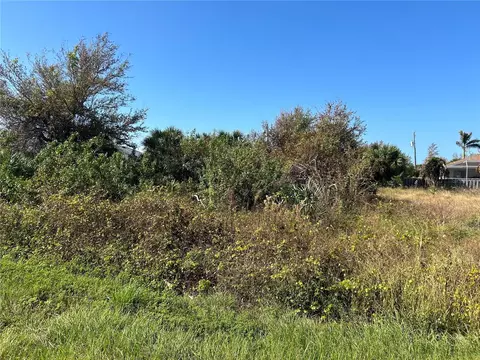 10065 Long Beach St, Port Charlotte, FL 33981