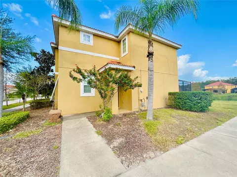 901 Las Fuentes Dr, Kissimmee, FL 34746