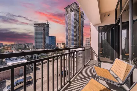 175 2nd St S #1011, Saint Petersburg, FL 33701