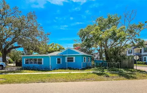 527 4th Ave NW, Largo, FL 33770