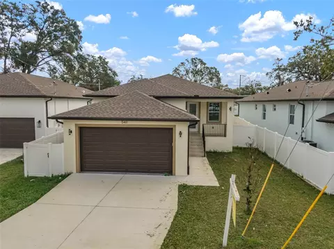 5411 N Forest Hills Dr, Tampa, FL 33603