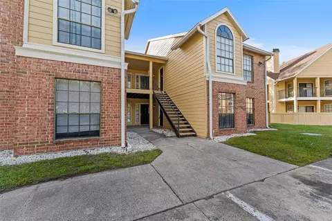 8625 Fancy Finch Dr #203, Tampa, FL 33614