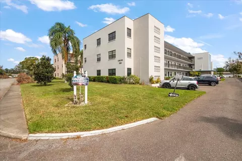 5969 Terrace Park Dr N #202, Saint Petersburg, FL 33709