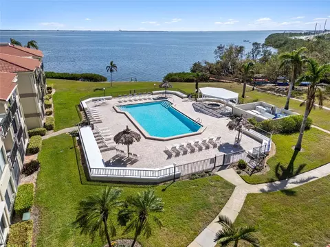 6372 Palma Del Mar Blvd S #320, Saint Petersburg, FL 33715