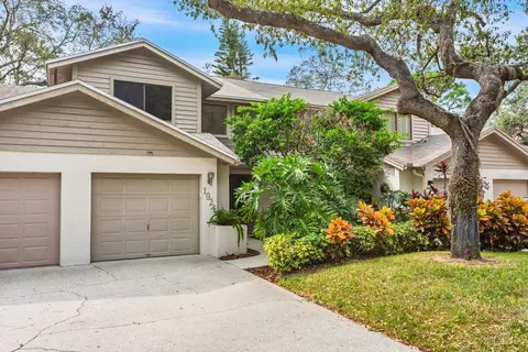 1924 Whispering Way, Tarpon Springs, FL 34689