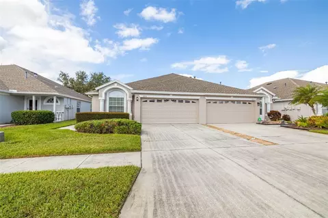 2839 Torrance Dr, Land O Lakes, FL 34638
