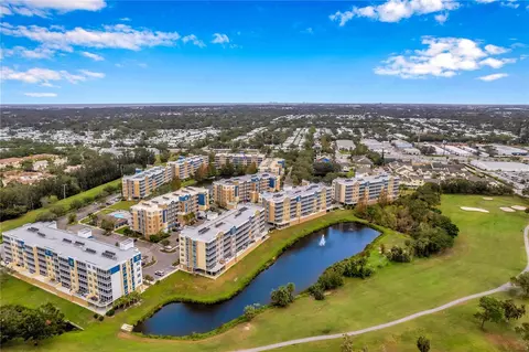 960 Starkey Rd #7206, Largo, FL 33771