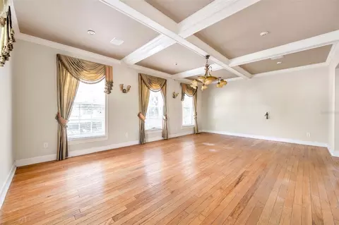 3102 W Prospect Rd, Tampa, FL 33629