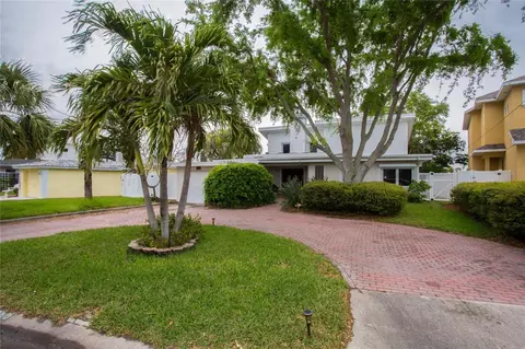 14186 W Parsley Dr, Madeira Beach, FL 33708