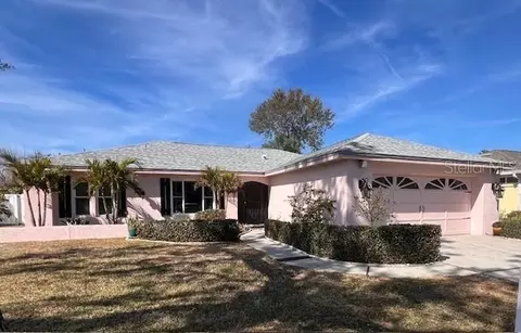 2833 Windridge Dr, Holiday, FL 34691